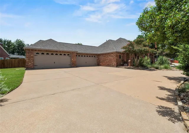 3rd image of 8606 Meadowview Ct, Jersey Village, TX 77040 | MLS# 38008919