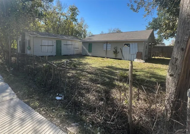 5th image of 7996 Boy St, Houston, TX 77028 | MLS# 62525990