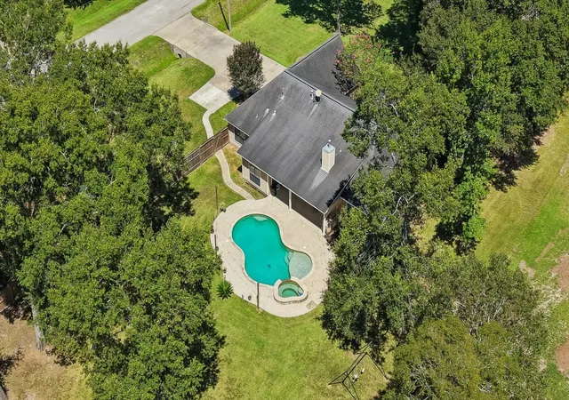 Photo 2 of Single family home for sale at 27112 Fairway Crossings Dr, Huffman, TX 77336 | MLS# 12790677 | Listing updated on 2026-09-06