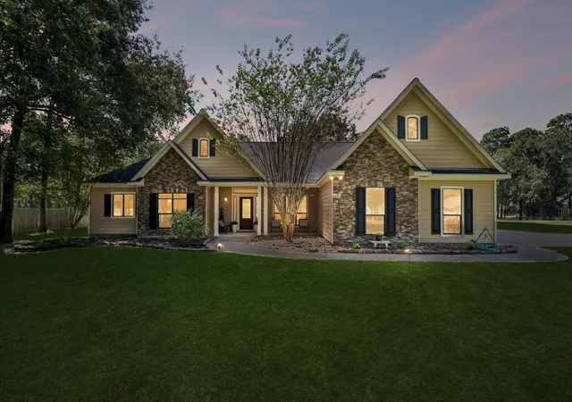 Photo 3 of Single family home for sale at 27112 Fairway Crossings Dr, Huffman, TX 77336 | MLS# 12790677 | Listing updated on 2026-09-06