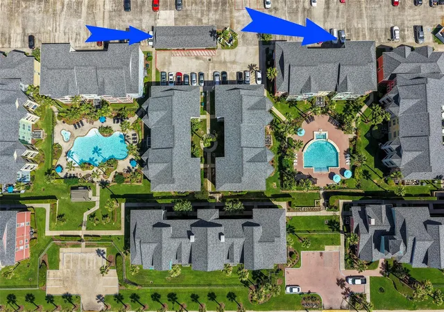 Photo 3 of Condo for sale at 7000 Seawall Blvd #422, Galveston, TX 77551 | MLS# 46418233 | Listing updated on 2026-08-20