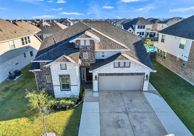 Homes for sale in Baytown, TX | 14139 Little River Dr, Baytown, TX 77523 | MLS# 60740134