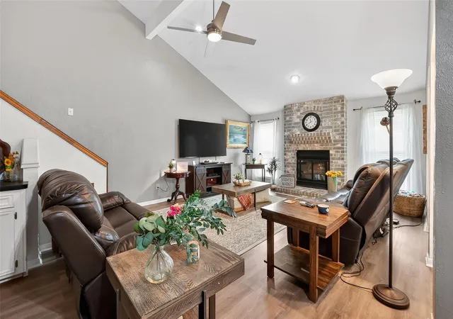 5th image of 53 Wellington Park, Baytown, TX 77520 | MLS# 50615558