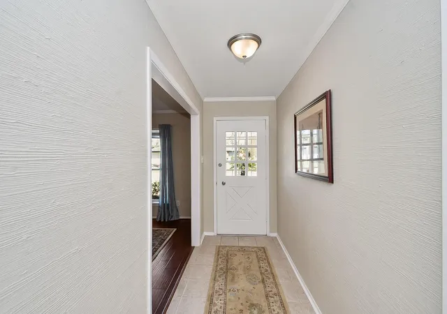 Photo 3 of Single family home for sale at 9515 Beverlyhill St, Houston, TX 77063 | MLS# 56635471 | Listing updated on 2026-09-08