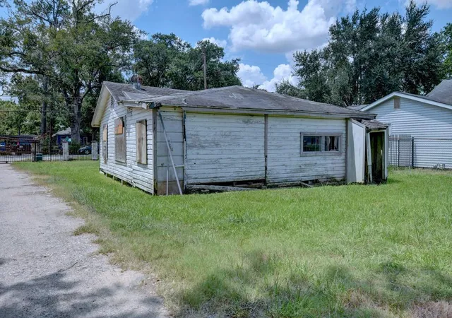 3rd image of 4509 Haywood St, Houston, TX 77093 | MLS# 4045531
