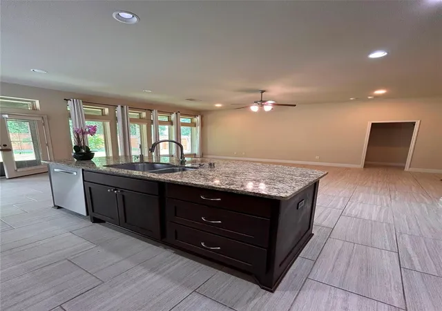 5th image of 2823 Monarch Xing, Missouri City, TX 77459 | MLS# 92580749