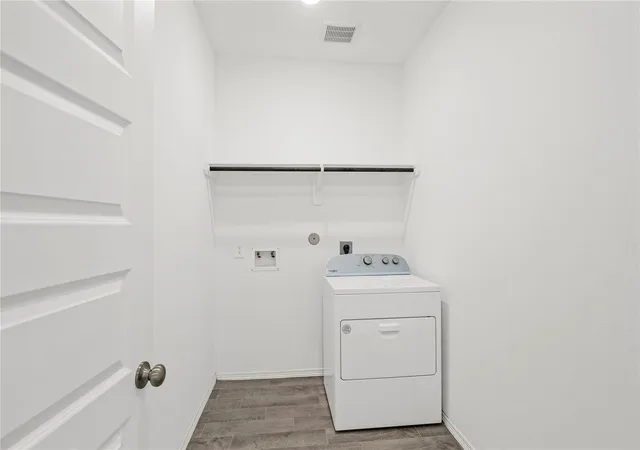Photo 3 of Single family home for sale at 14450 Sunny Bnd Way, Conroe, TX 77303 | MLS# 8441621 | Listing updated on 2026-07-02