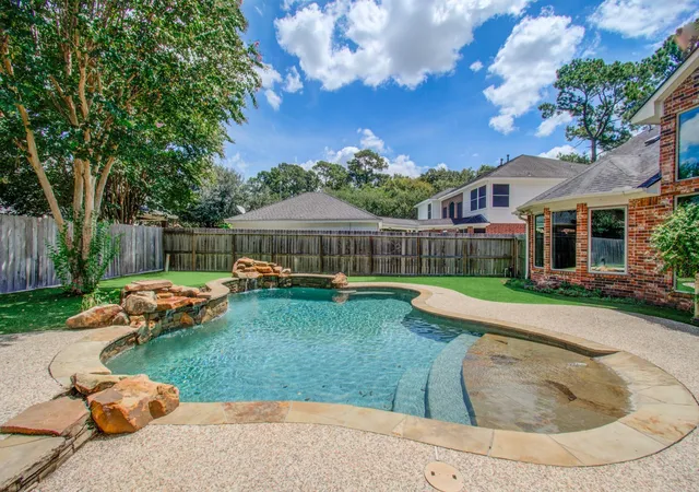 Photo 2 of Single family home for sale at 11810 Rue Beaujon Ct, Tomball, TX 77377 | MLS# 78833841 | Listing updated on 2026-09-14