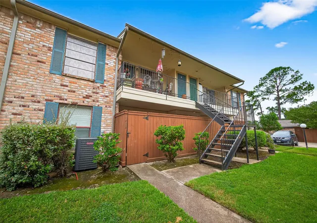 Condo for sale at 8801 Hammerly Blvd #1204, Houston, TX 77080 | MLS# 71524511 | Listing updated on 2025-10-20