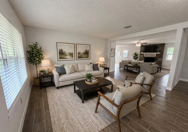 4th image of 2402 Barak Ln, Bryan, TX 77802 | MLS# 29351203
