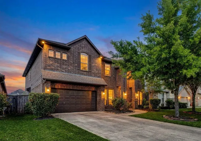 3rd image of 27810 Yorkshire Brook Ln, Fulshear, TX 77441 | MLS# 60931107