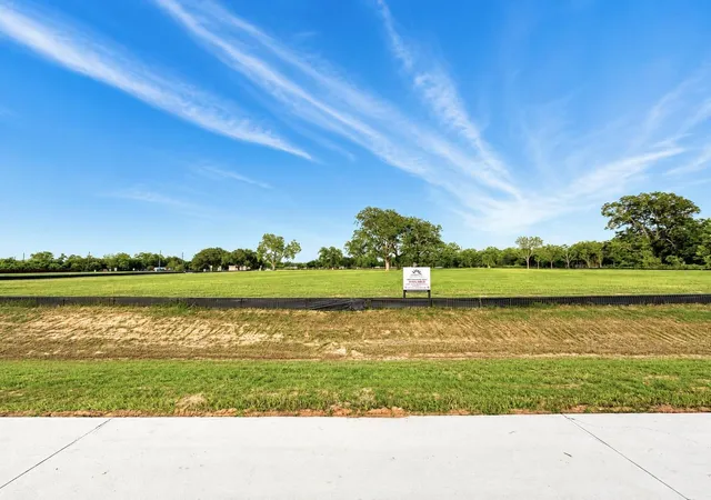 1st image of 3315 Doe Haven Ct, Fulshear, TX 77441 | MLS# 20790231