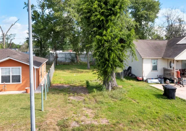3rd image of 7609 Red Robin Ln, Houston, TX 77075 | MLS# 23126936