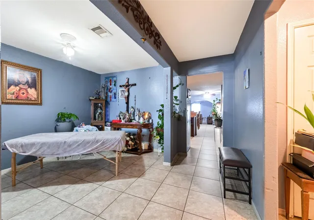 Photo 3 of Single family home for sale at 18506 Ranch View Trl, Houston, TX 77073 | MLS# 38390463 | Listing updated on 2026-07-12