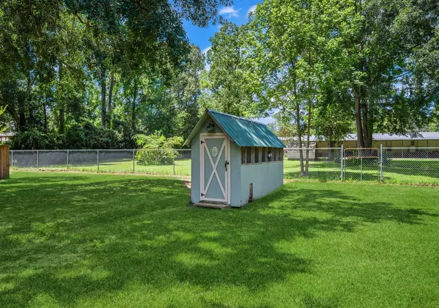 Photo 4 of Single family home for sale at 30 E Old Fld Dr, Huffman, TX 77336 | MLS# 2612428 | Listing updated on 2026-09-14