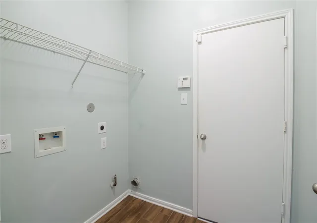 3rd image of 11418 Northam Dr, Tomball, TX 77375 | MLS# 29006131