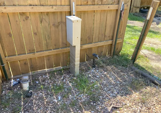 Photo 4 of Land for sale at 414 Center St, Cleveland, TX 77327 | MLS# 52359265 | Listing updated on 2026-10-13