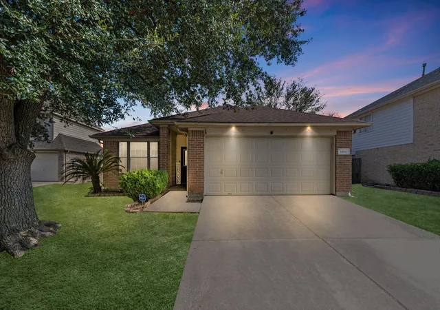 Photo 1 of Single family home for sale at 14610 Maisemore Rd, Houston, TX 77015 | MLS# 81795010 | Listing updated on 2026-09-13
