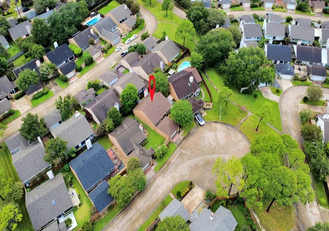 26th image of 1615 Newcomb Wy, Houston, TX 77058 | MLS# 12573861