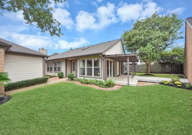 image of 1615 Newcomb Wy, Houston, TX 77058 | MLS# 12573861
