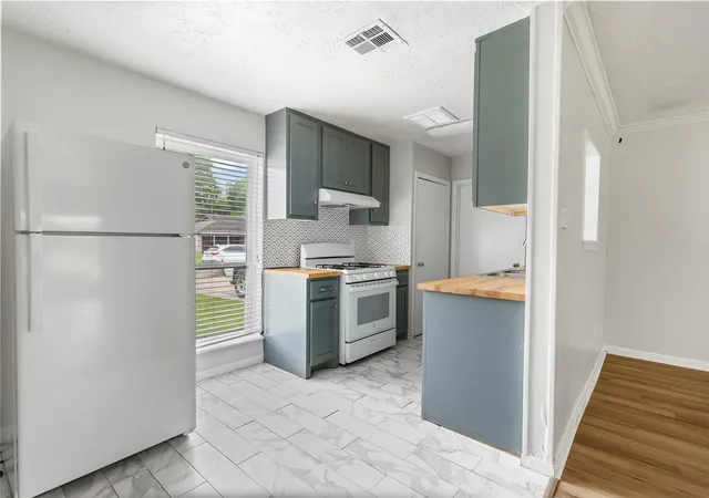 Photo 4 of Single family home for sale at 11939 Flushing Meadows Dr, Houston, TX 77089 | MLS# 55193354 | Listing updated on 2026-07-08