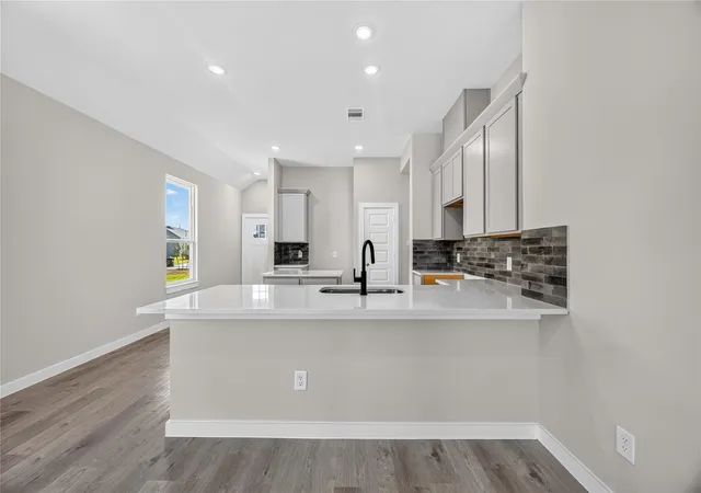 Photo 4 of Single family home for sale at 16836 Needlepoint Dr, Conroe, TX 77302 | MLS# 71125228 | Listing updated on 2026-09-19