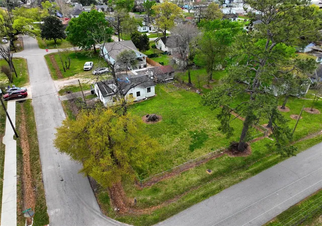 Photo 3 of Land for sale at 6515 Lloyd St, Houston, TX 77022 | MLS# 30132029 | Listing updated on 2026-09-01