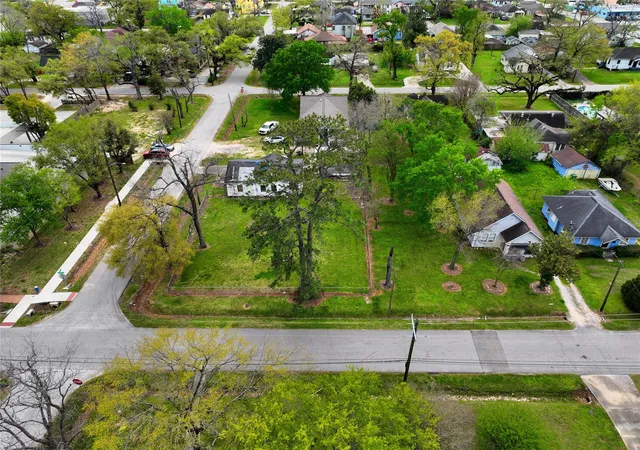 Photo 3 of Land for sale at 6515 Lloyd St, Houston, TX 77022 | MLS# 30132029 | Listing updated on 2026-09-01