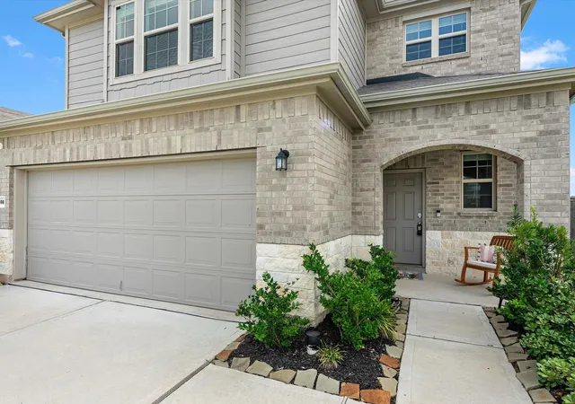 Photo 3 of Single family home for sale at 14980 Rustic Moon Rd, Conroe, TX 77302 | MLS# 82390103 | Listing updated on 2026-08-25