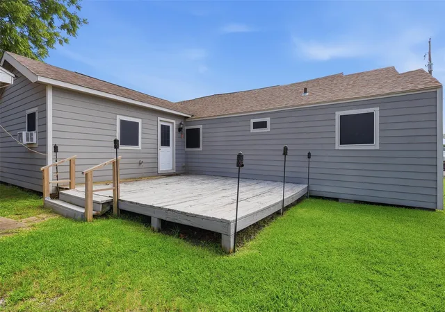 Homes for sale in Baytown, TX | 515 Riggs St, Baytown, TX 77520 | MLS# 93867023