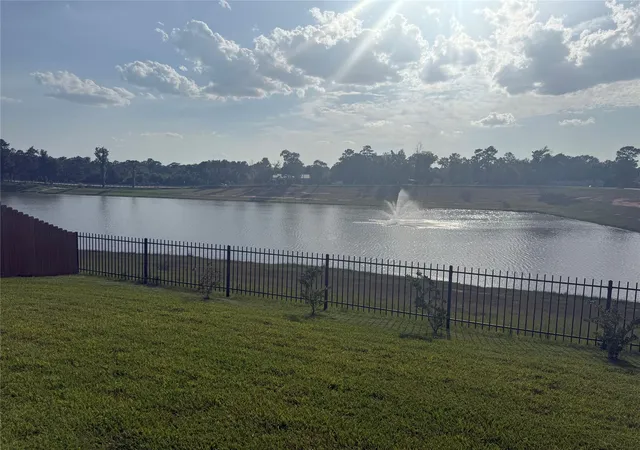 2nd image of 15683 Honey Cove Dr, Conroe, TX 77303 | MLS# 58294788