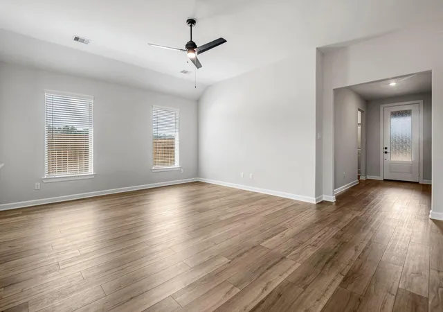 4th image of 15683 Honey Cove Dr, Conroe, TX 77303 | MLS# 58294788