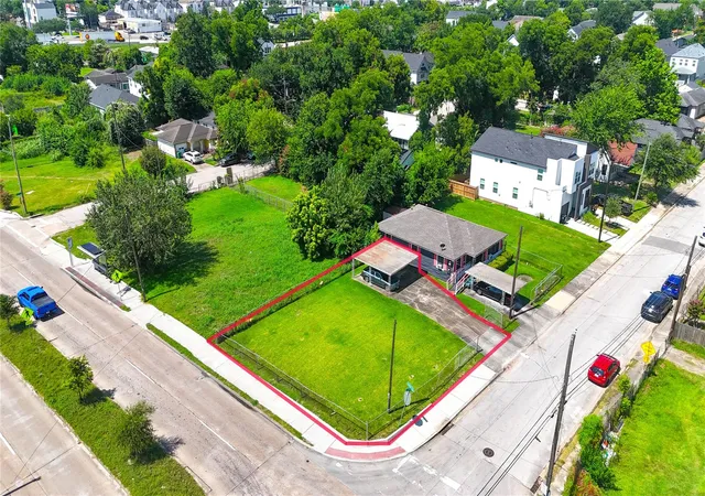 Photo 3 of Land for sale at 3227 Airline Dr, Houston, TX 77022 | MLS# 57262650 | Listing updated on 2026-07-29