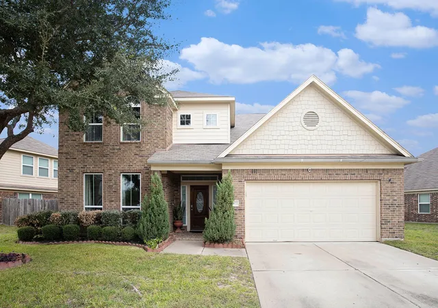 Photo 1 of Single family home for sale at 13902 Juniper Bnd Ln, Cypress, TX 77429 | MLS# 31097091 | Listing updated on 2026-09-12