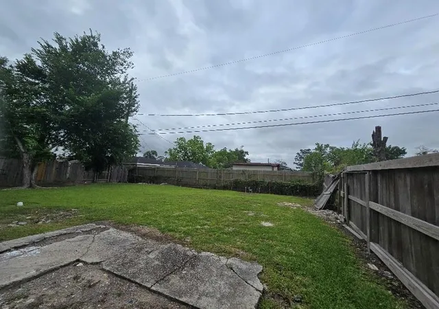 15th image of 8914 Kellett St, Houston, TX 77078 | MLS# 58935998