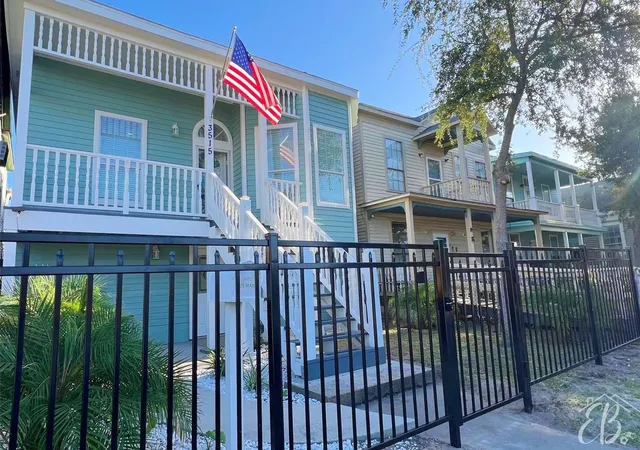 1st image of 3515 Winnie St, Galveston, TX 77550 | MLS# 32079122