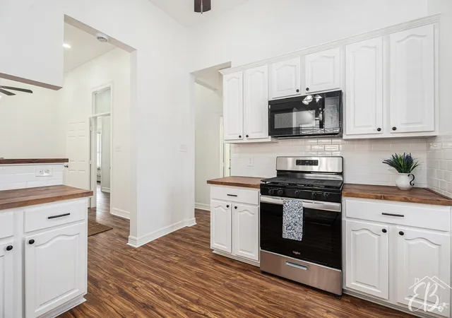 4th image of 3515 Winnie St, Galveston, TX 77550 | MLS# 32079122