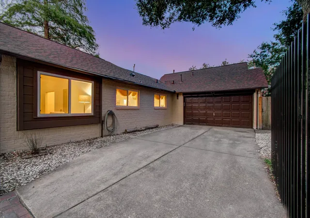 30th image of 14603 Carolcrest Dr, Houston, TX 77079 | MLS# 10460259