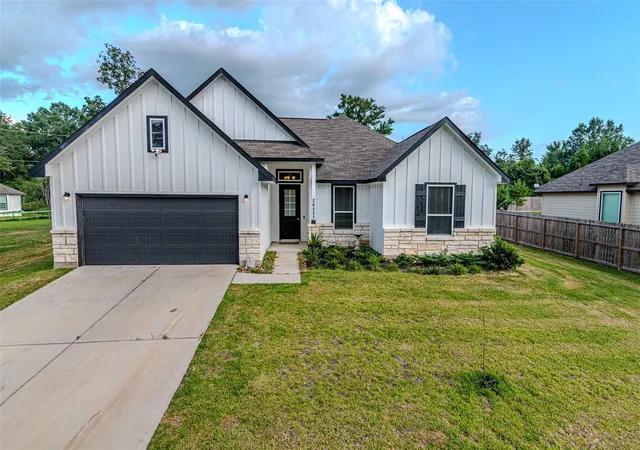 Homes for sale in Hempstead, TX | 26553 Doe Ln, Hempstead, TX 77445 | MLS# 81261796
