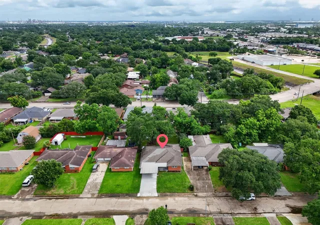 Homes for sale in Pasadena, TX | 206 Mockingbird Ln, Pasadena, TX 77502 | MLS# 76256562