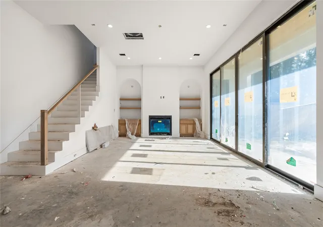 5th image of 2011 Singleton St, Houston, TX 77008 | MLS# 5383346