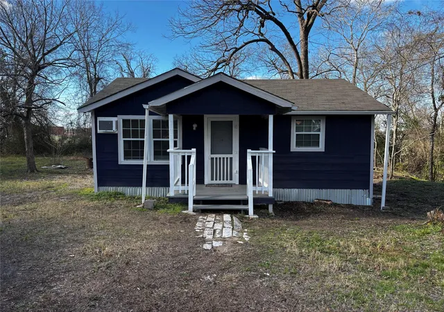 1st image of 100b Ross Street Street S, Huntsville, TX 77320 | MLS# 10483616