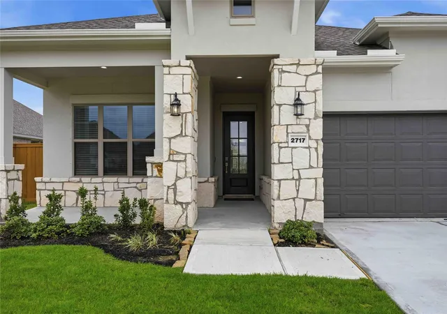 3rd image of 2717 Mackinac Bay Dr, La Marque, TX 77568 | MLS# 26451615