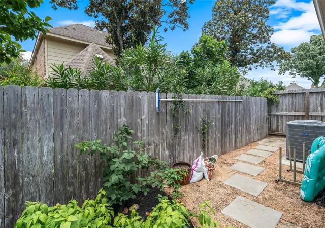 38th image of 1254 Sienna Hill Dr, Houston, TX 77077 | MLS# 33337241