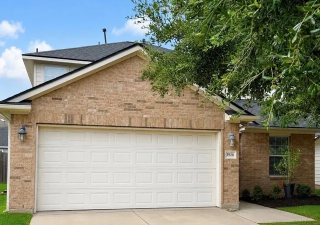 Photo 1 of Single family home for sale at 3926 Falvel Shadow Crk Dr, Spring, TX 77388 | MLS# 4343490 | Listing updated on 2026-09-09
