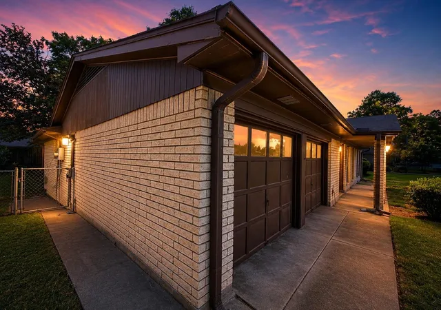 Photo 3 of Single family home for sale at 8918 Indian River Dr, Houston, TX 77088 | MLS# 5322966 | Listing updated on 2026-08-27