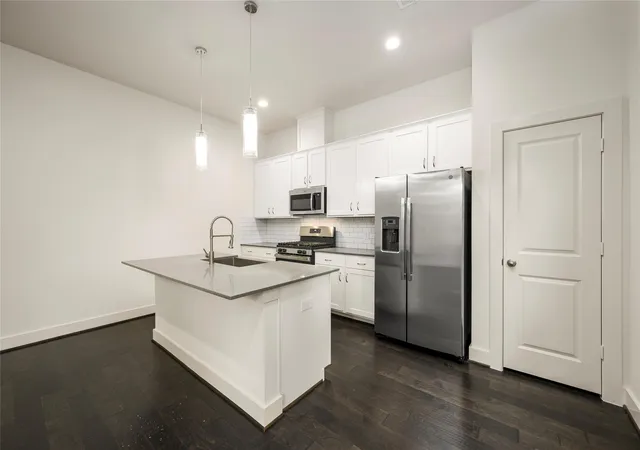 4th image of 9448 Kerrwood Ln, Houston, TX 77080 | MLS# 14160090