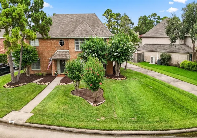 Photo 2 of Single family home for sale at 7723 Stonesdale Dr, Houston, TX 77095 | MLS# 41628732 | Listing updated on 2026-08-06