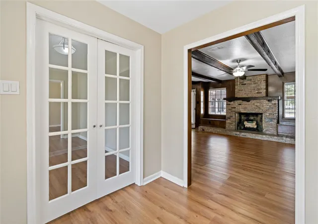 3rd image of 2404 Taylor Ln, Pearland, TX 77581 | MLS# 25053041