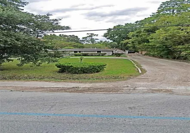 Photo 1 of Land for sale at 3719 Sherwood Ln, Houston, TX 77092 | MLS# 96316321 | Listing updated on 2026-07-29